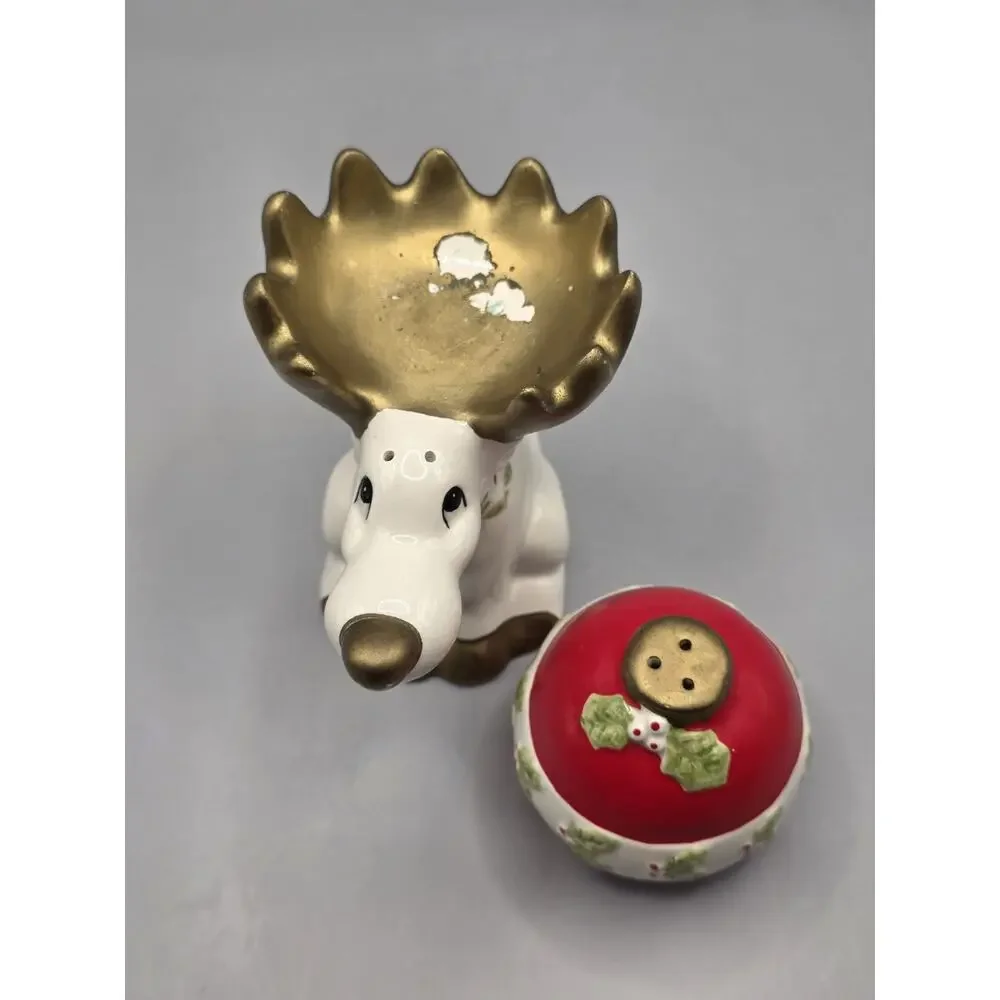 Vtg Fitz and Floyd Omnibus Reindeer Ornament Stacking S&P Shakers(dmg)
